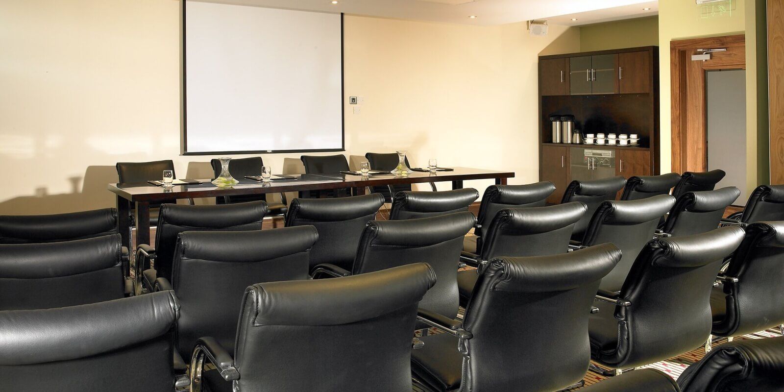 meeting room (2) (1)