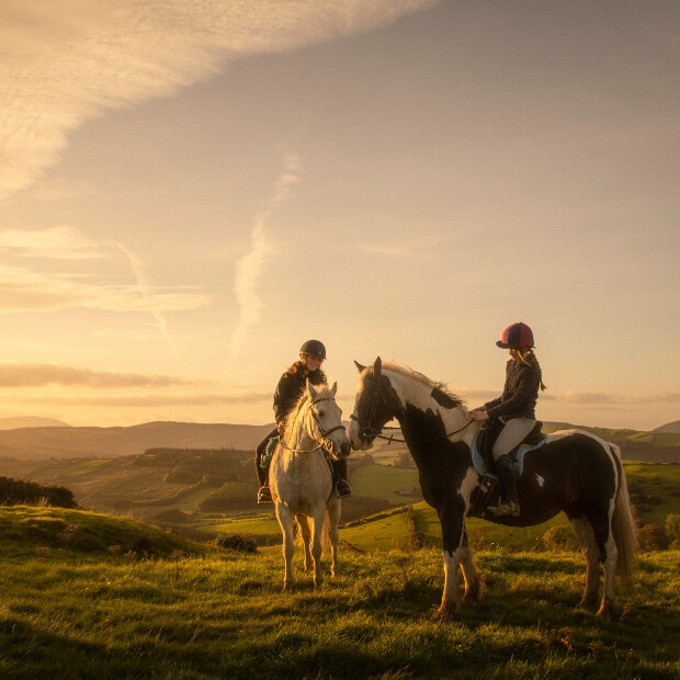 Tipperary mountain trekking  gallrey www.horseandjockeyhotel.com_v2